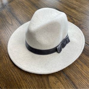 Janie and Jack 12/24 Girls Hat